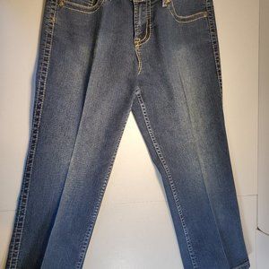 Zenim Capri's For women